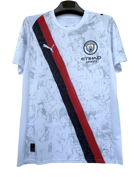 Tenue Manchester City 25/26 - Disponible chez MBK SHOP®