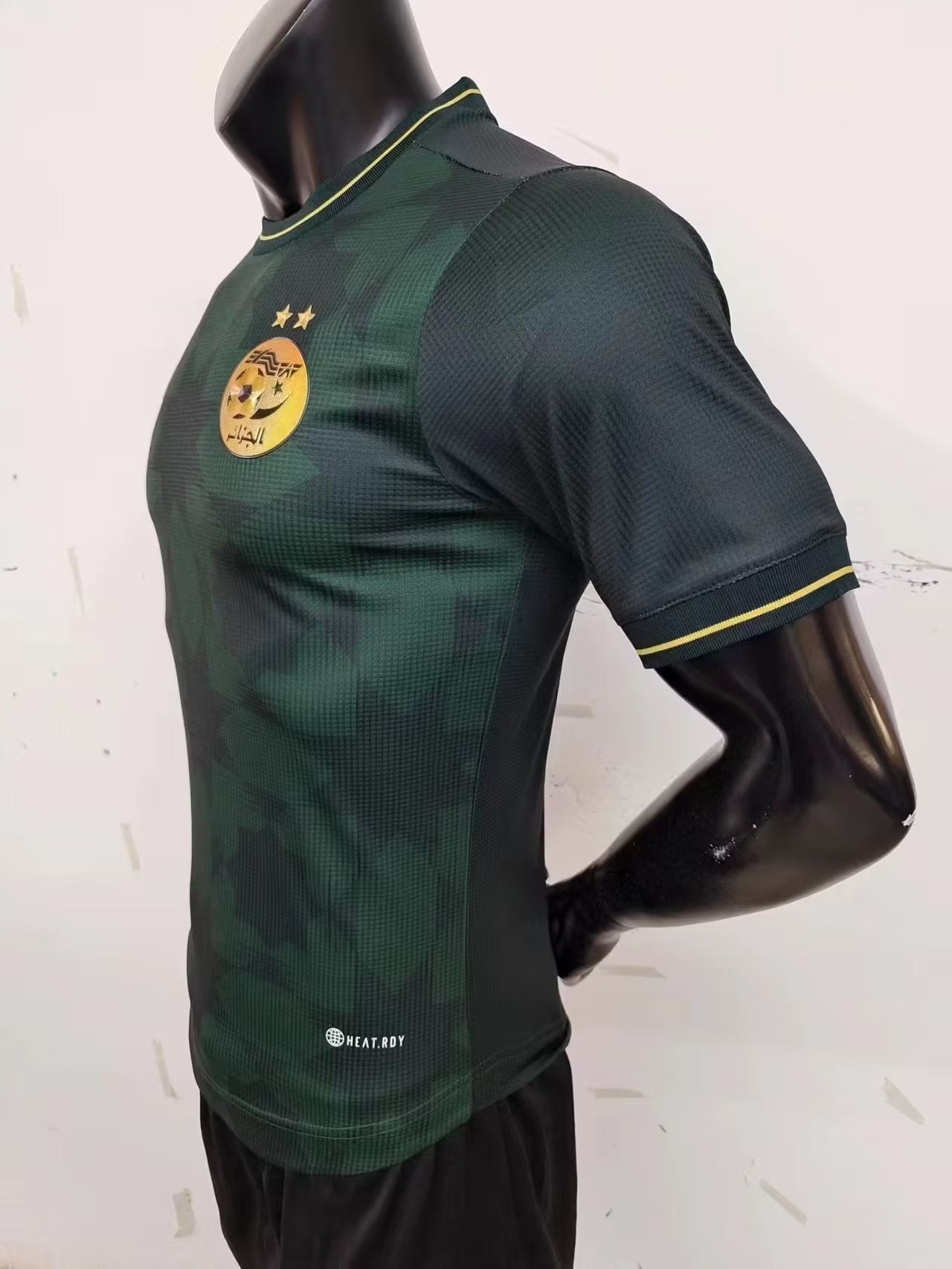 Tenue Algérie - Disponible chez MBK SHOP®