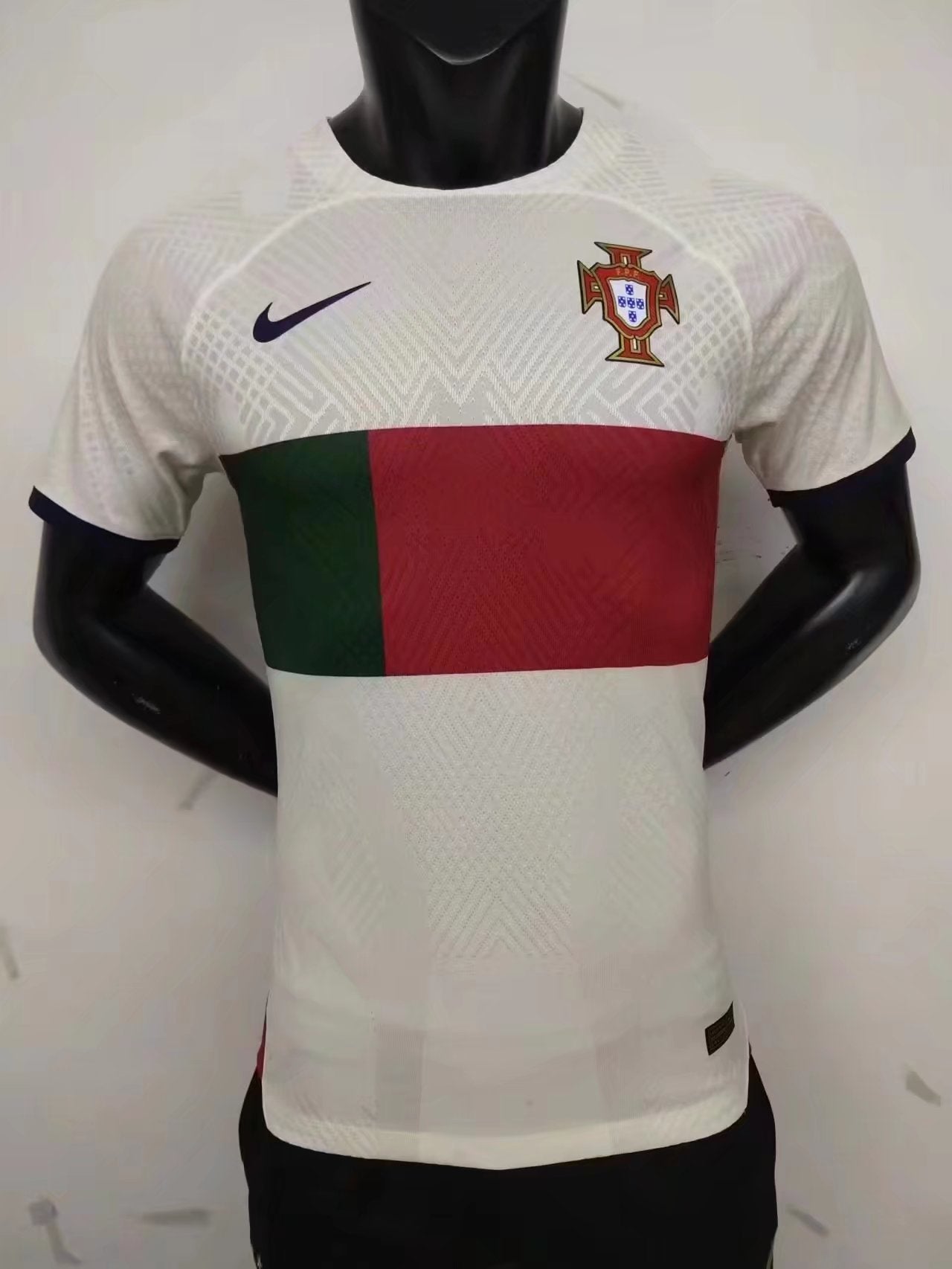 Tenue Portugal - Disponible chez MBK SHOP®