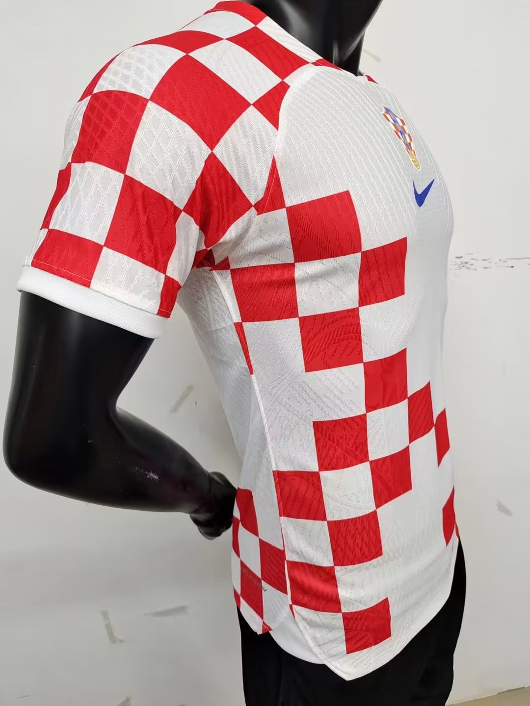Tenue Croatie - Disponible chez MBK SHOP®