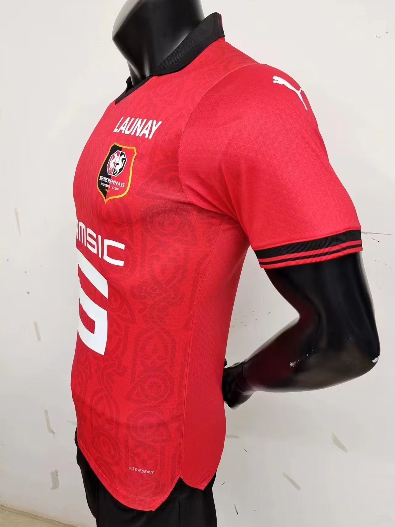 Tenue Stade Rennais - Disponible chez MBK SHOP®