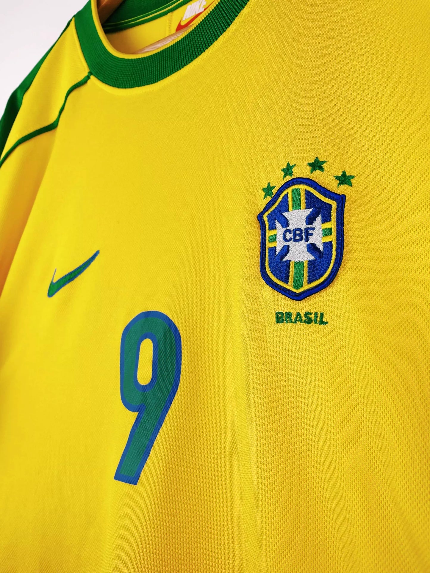 Tenue Brésil - Disponible chez MBK SHOP®