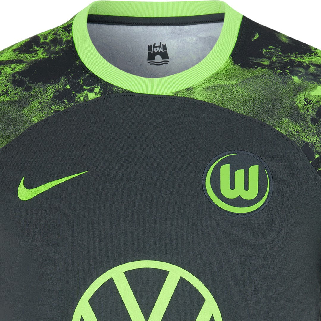 Tenue VfL Wolfsburg - Disponible chez MBK SHOP®