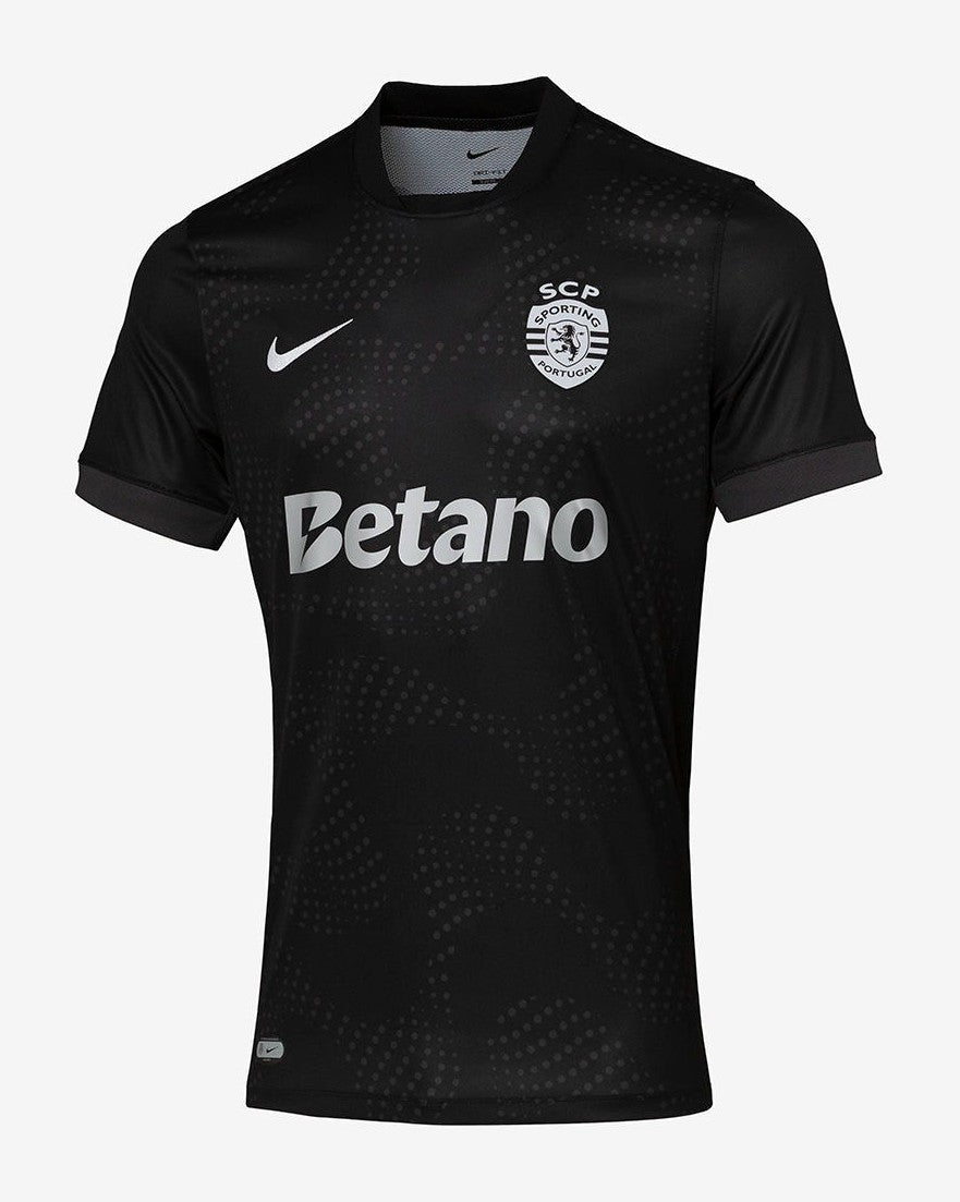 Tenue Sporting CP 25/26 - Disponible chez MBK SHOP®