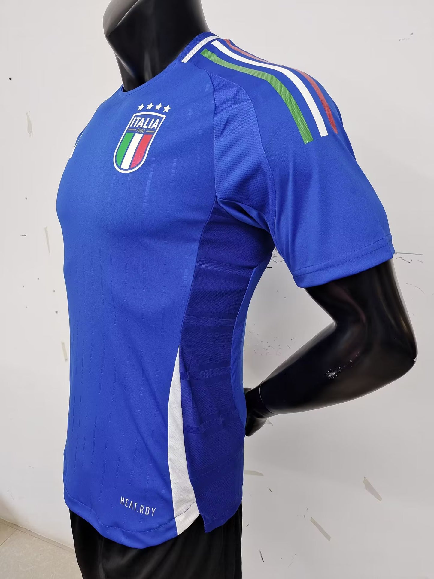 Tenue Italie - Disponible chez MBK SHOP®