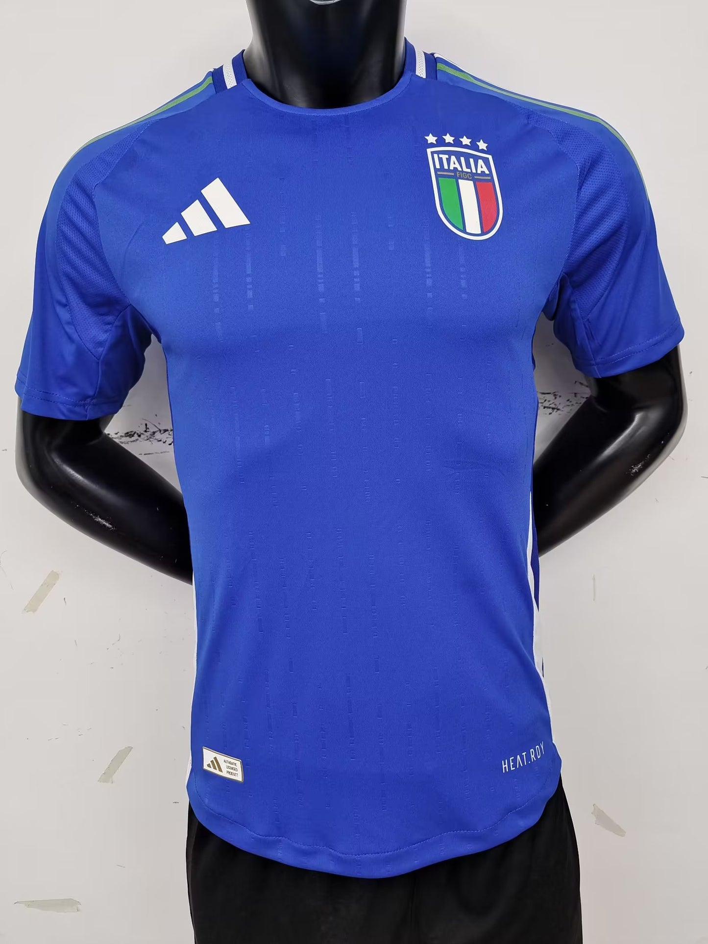 Tenue Italie - Disponible chez MBK SHOP®