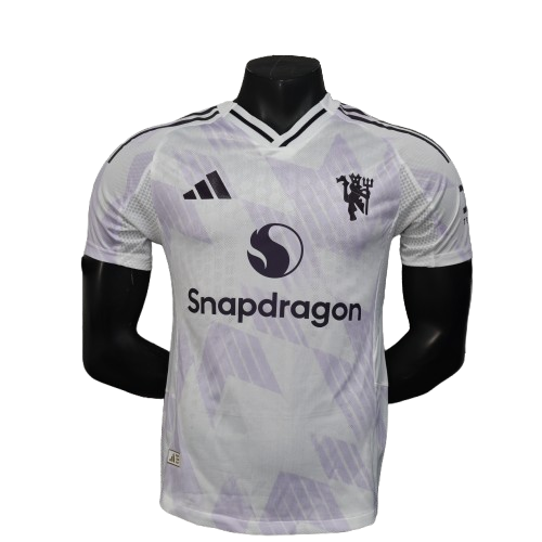 Tenue Manchester United 25/26 - Disponible chez MBK SHOP®