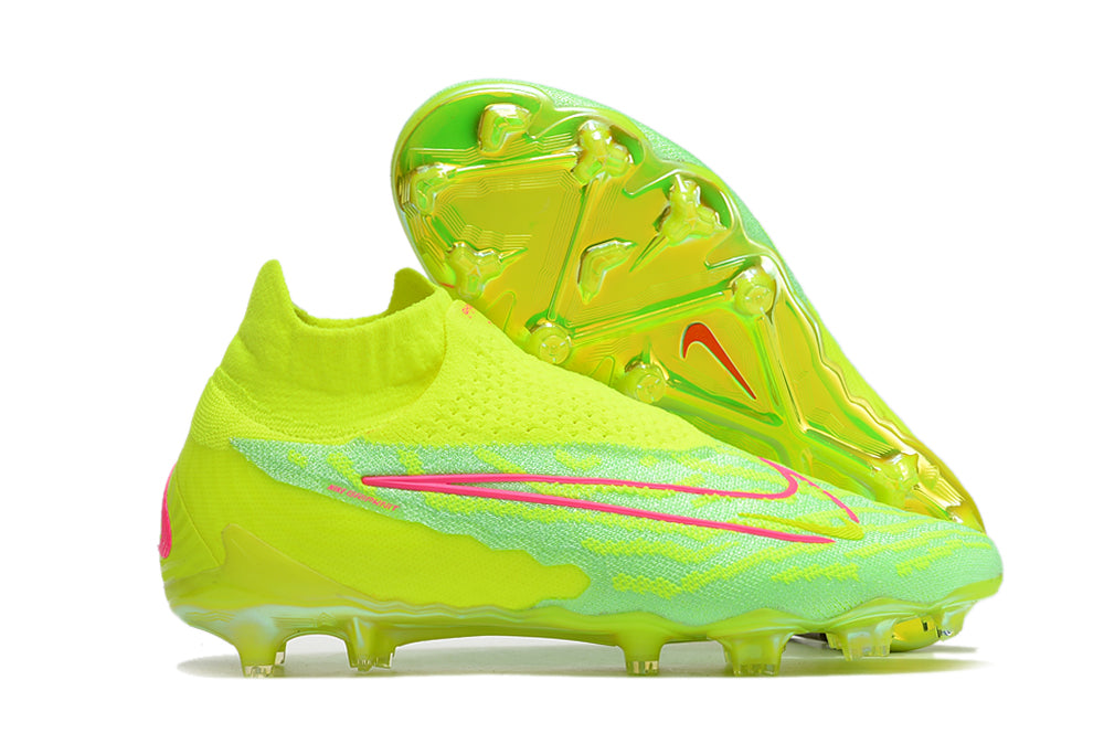 Crampons Nike Phantom GX – Disponible chez MBK SHOP®