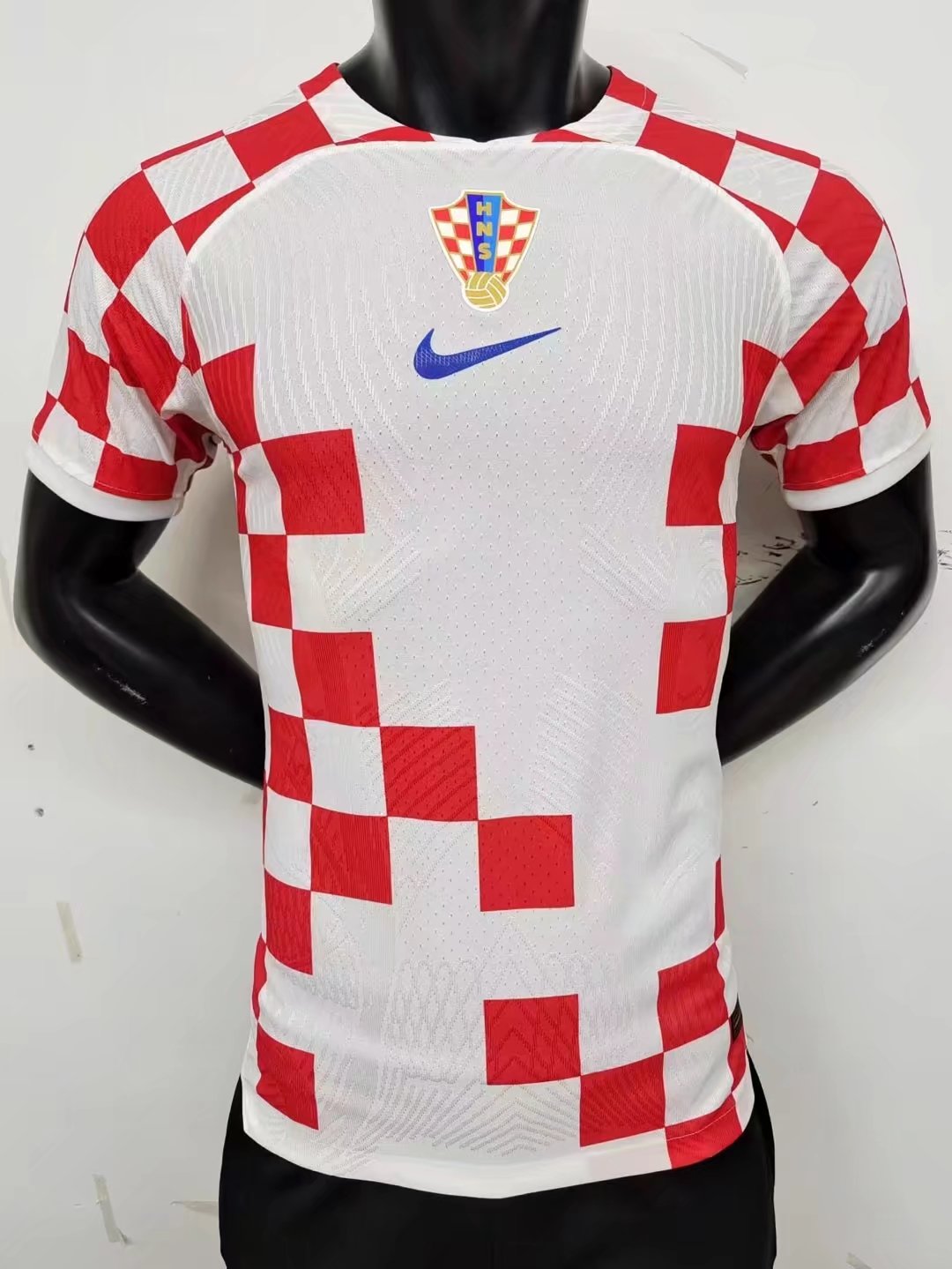 Tenue Croatie -  Disponible chez MBK SHOP®