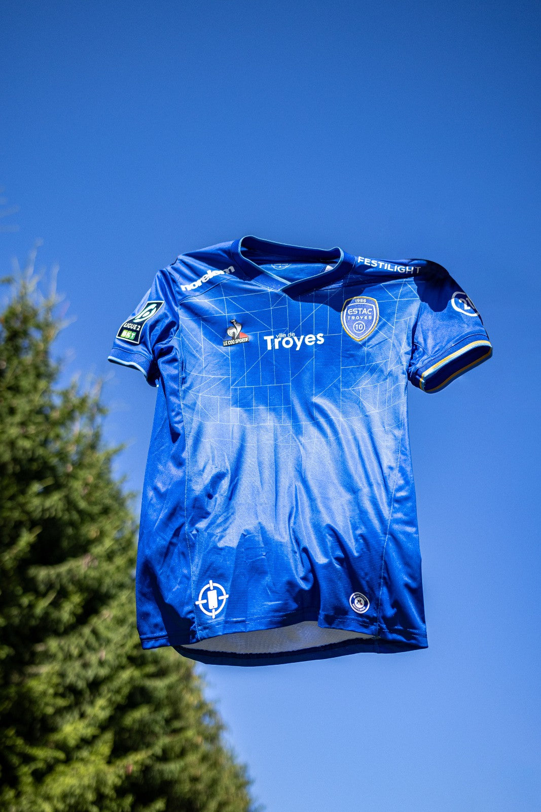 Tenue ESTAC Troyes -  Disponible chez MBK SHOP®