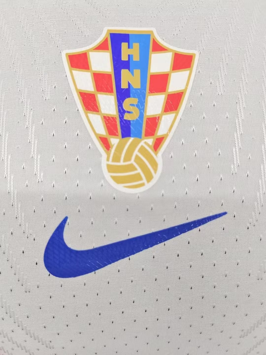 Tenue Croatie -  Disponible chez MBK SHOP®