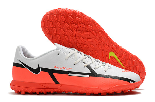 Crampons Nike Phantom GT – Disponible chez MBK SHOP®
