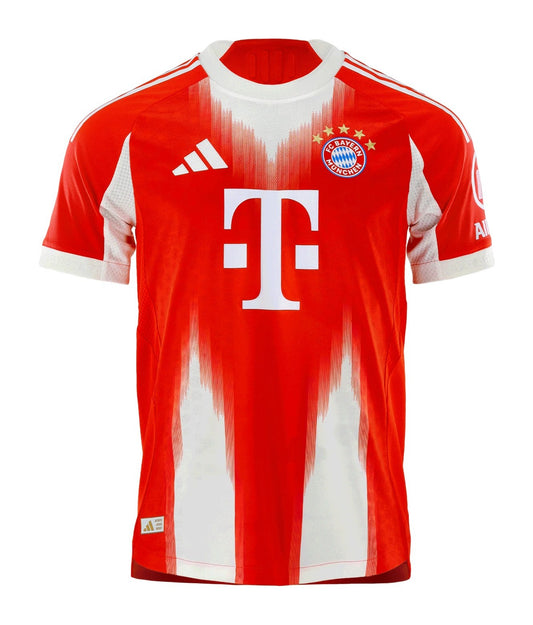 Tenue Bayern München 25/26 -  Disponible chez MBK SHOP®